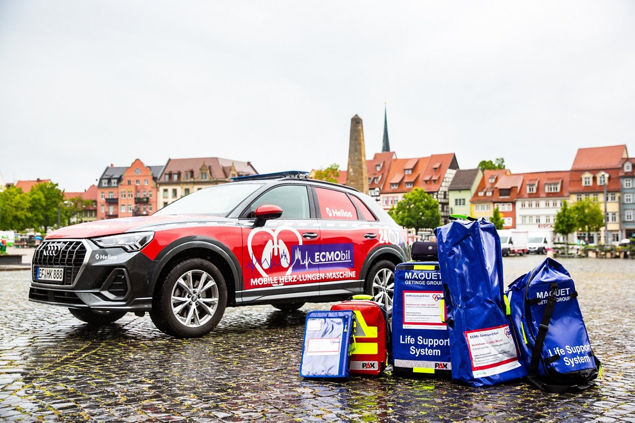 Erfurt , 270521 , Vorstellung ECMO Mobil , mobile Herz - Lungenmaschine des Helios Klinikum Erfurt , 
Foto: Bild13