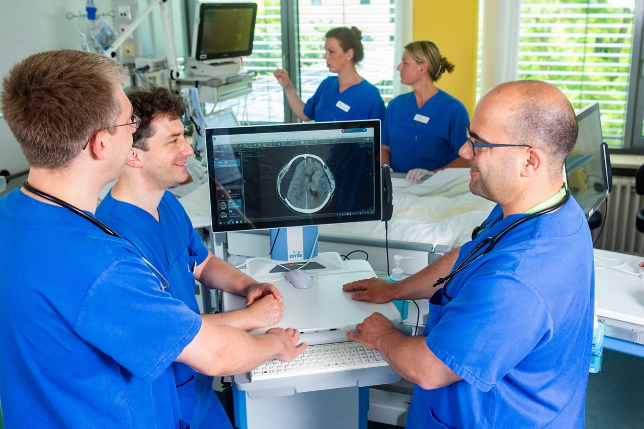 Erfurt , 130619 , Helios Klinikum Erfurt , Shooting Kliniken , Klinikführer , KIM Klinik für Intensivmedizin &#xD;Foto: Bild13/Helios Kliniken