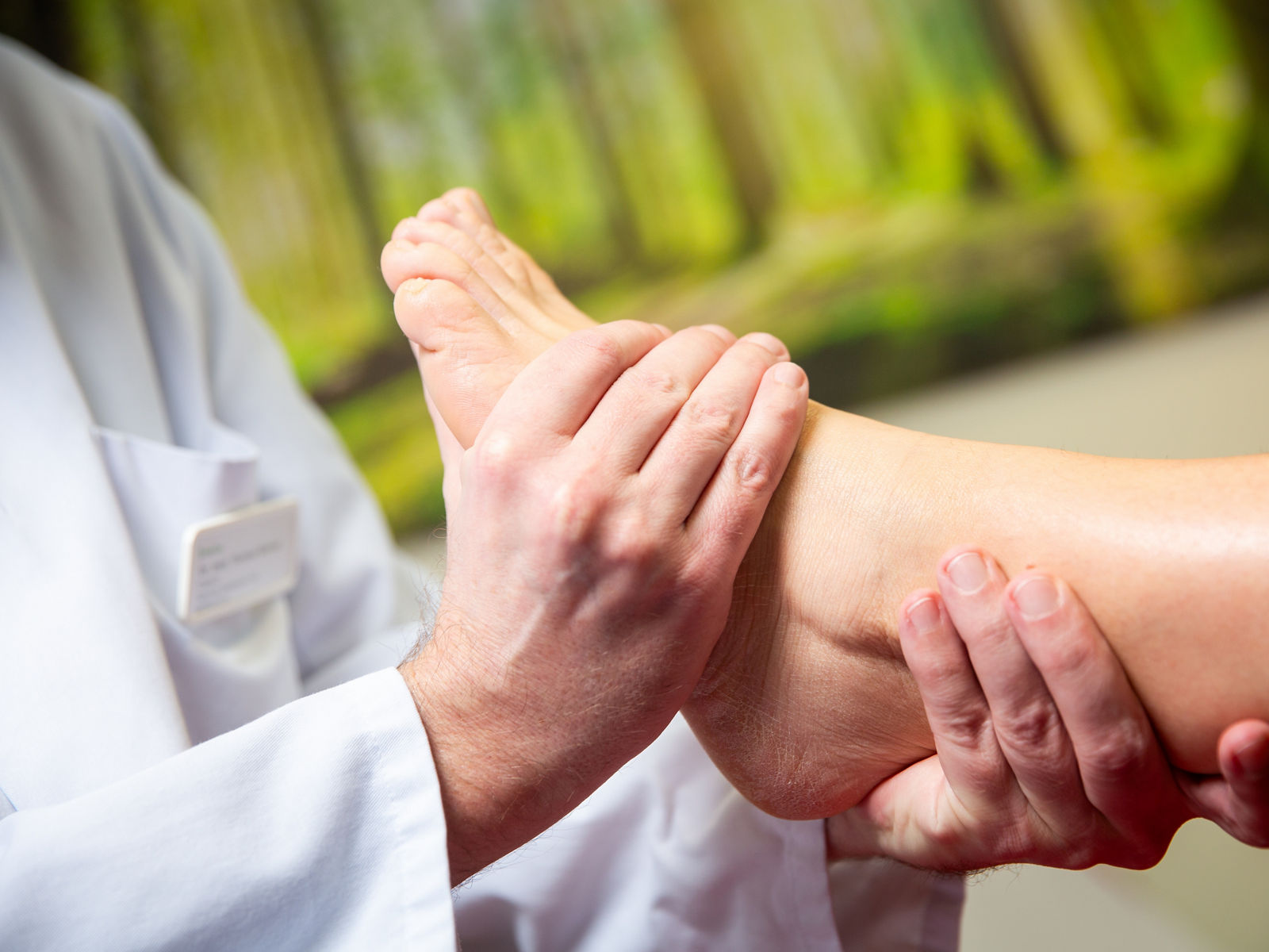 Wenn jeder Schritt schmerzt: Was hinter dem Fersensporn steckt