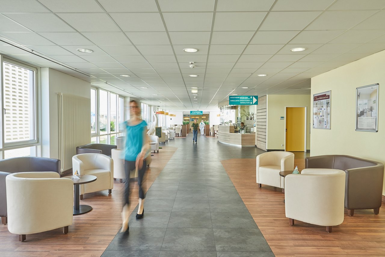  Hannover, DEU, 13.06.2017 Sommerfest der Wirtschaftsförderung der >Region Hannover [ (c) Christian Wyrwa, Diplom-Foto-Designer (FH),  Burgwedeler Str. 91D , 30916 Isernhagen (bei Hannover), Germany, E-Mail: info@wyrwa-foto.de,  Tel: +49-511-3945254, Fax:+49-511-1233545, Mobil: +49-171-8340094,#]