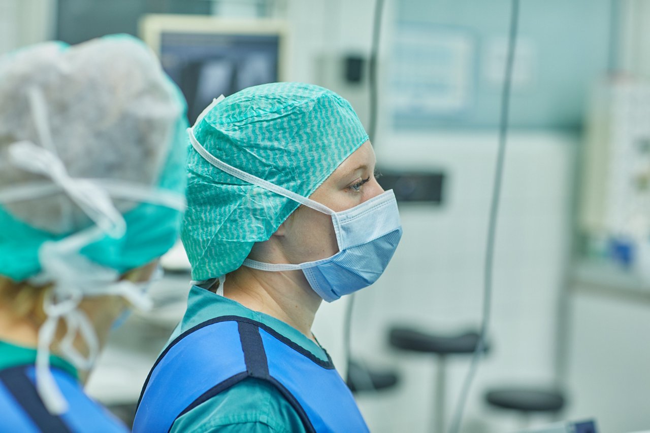 . [ (c) Christian Wyrwa, Diplom-Foto-Designer (FH),  Burgwedeler Str. 91D , 30916 Isernhagen (bei Hannover), Germany, E-Mail: info@wyrwa-foto.de,  Tel: +49-511-3945254, Fax:+49-511-1233545, Mobil: +49-171-8340094, 7 % MwSt, St.Nr.: DE 1800903836, Bankverbindung:  IBAN: DE03250501800900437952; BIC: SPKHDE2HXXX:, Jegliche Verwendung ausserhalb einer journalistischen bedarf einer gesonderten Freigabe.Es gelten ausschließlich meine Geschäftsbedingungen (AGB). (Diese können eingesehen werden unter: http://www.wyrwa-foto.de/Wyrwa-AGB/Wyrwa_AGB.pdf ) Dieses Lichtbildwerk ist gesetzlich geschuetzt. Nachdruck, Veroeffentlichung und Verwendung nur gegen Honorar (mindestens MFM Liste 2015), Belegexemplar und Autorennennung.: "Foto: Christian Wyrwa" , www.freelens.com/clearing/, kein Modelrelease vorhanden, no modelrelease] [#0,26,121#]