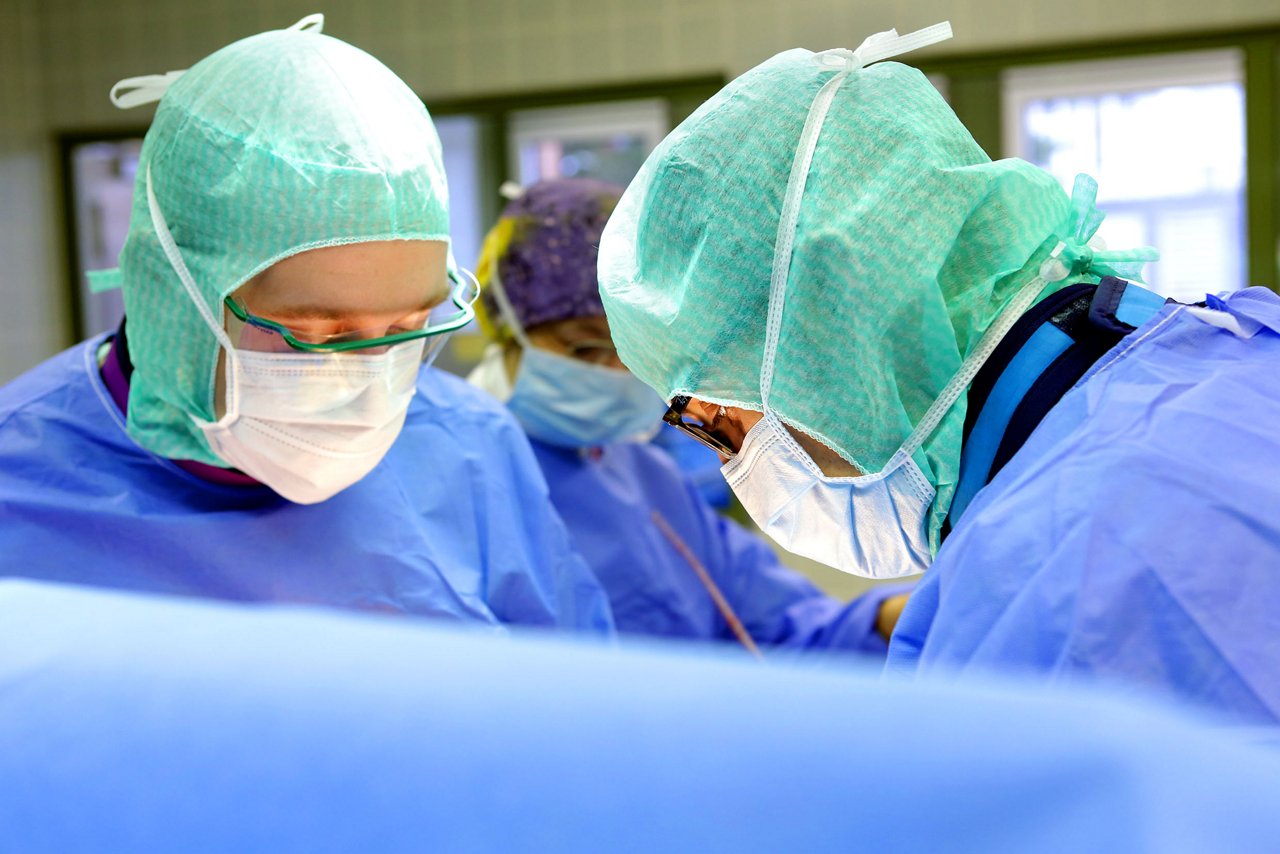 Orthopäden im OP-Saal