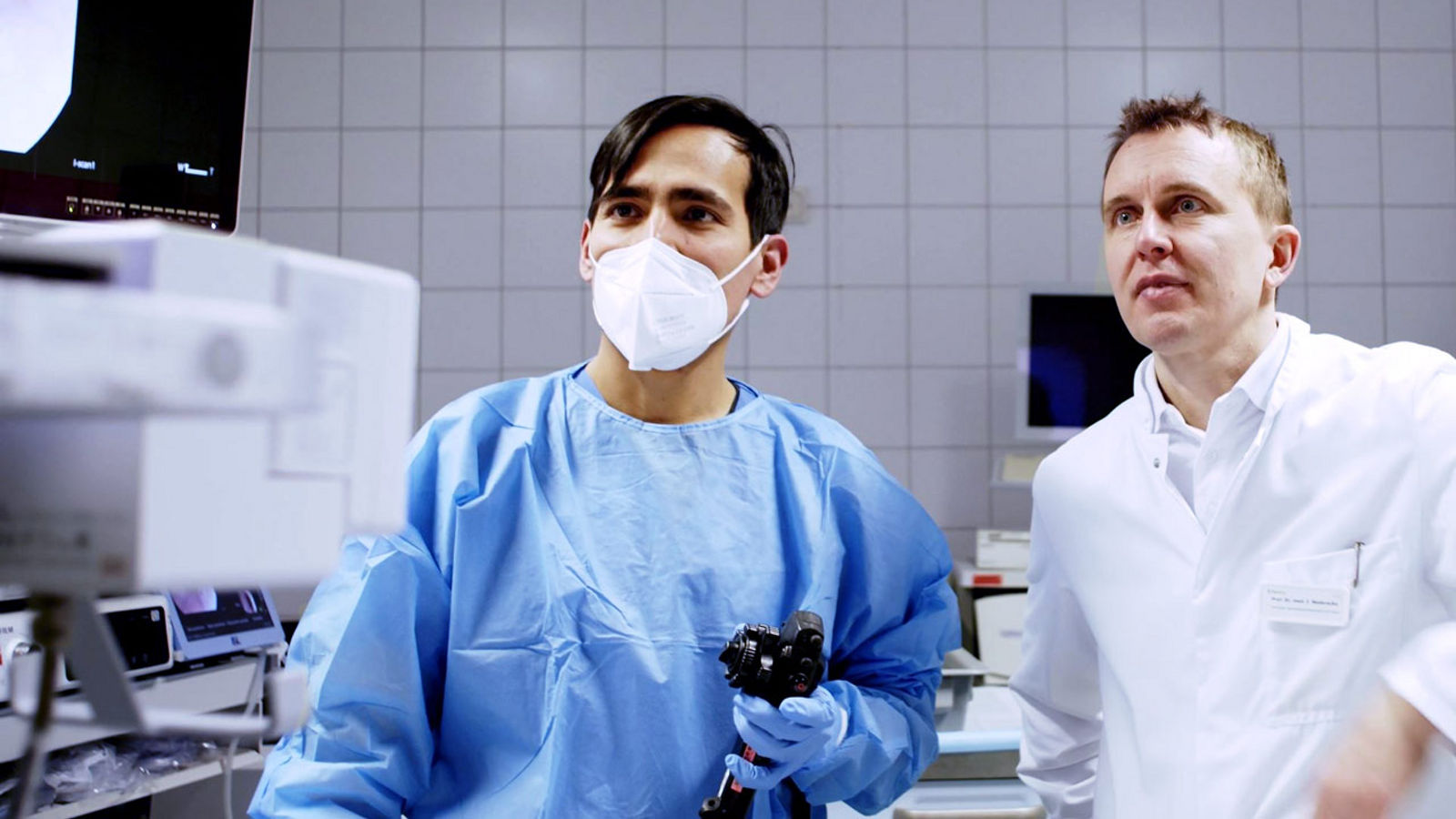 Prof. Dr. med. Mederacke und Herr Vega-Arce