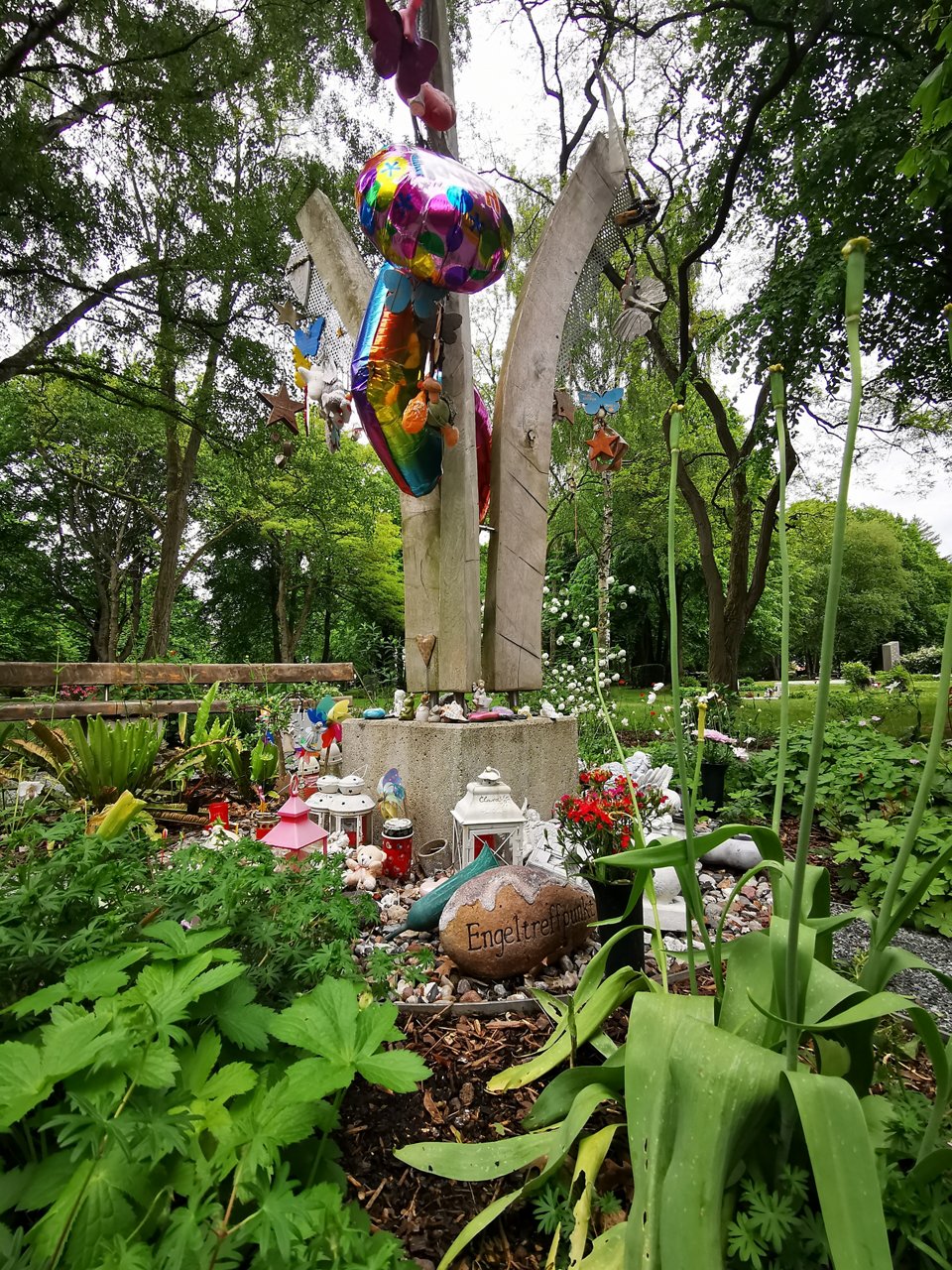 Gedenkstätte für Sternenkinder auf dem Zentralfriedhof Stralsund