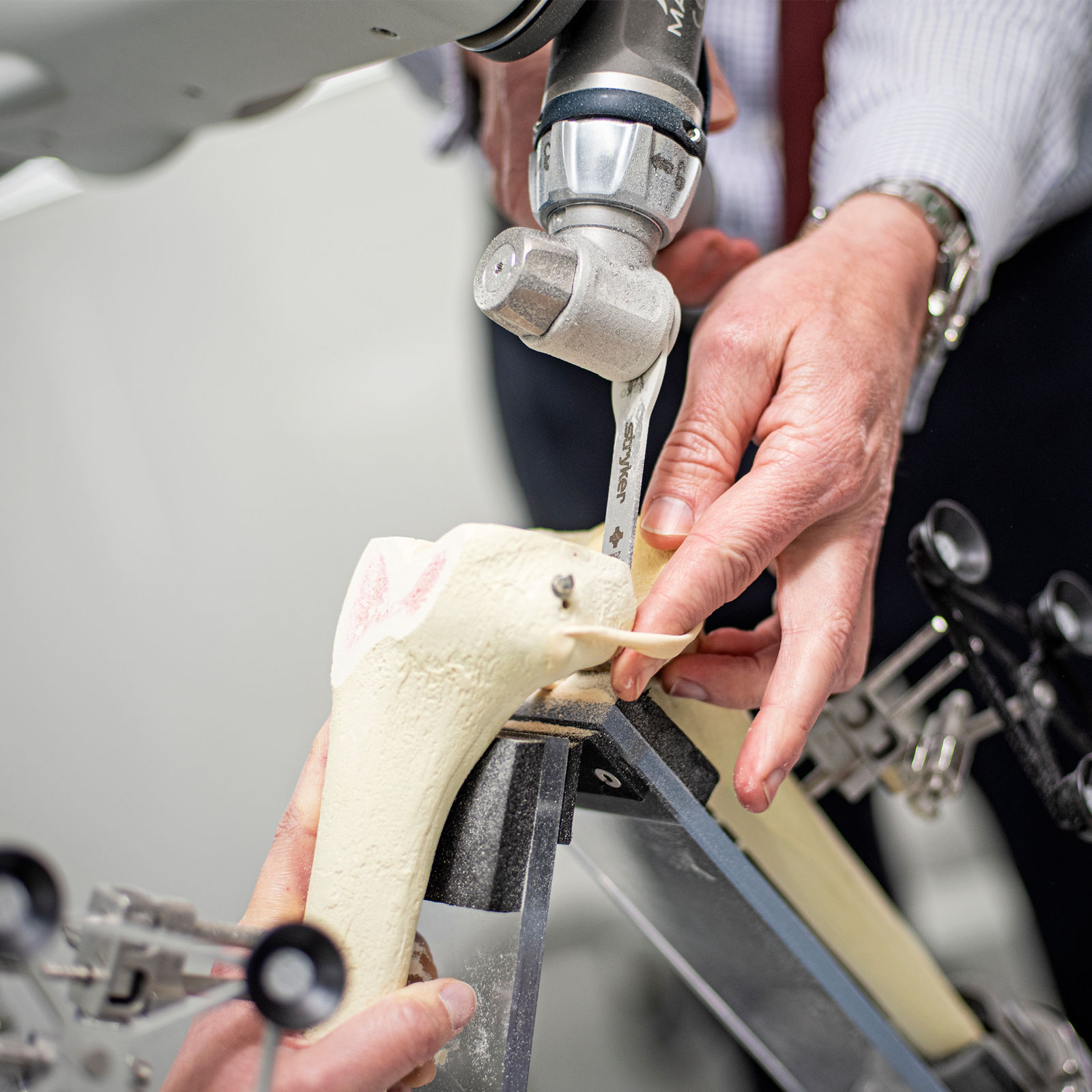 Roboterassistierte Knie-OP am Ortho-Campus in Huels mit dem MAKO-System