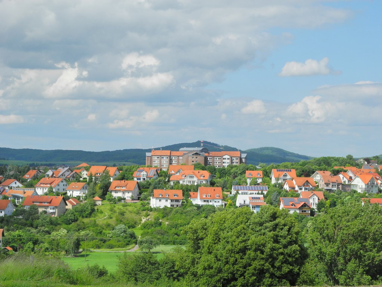 Helios Klinik Hünfeld von der Ferne