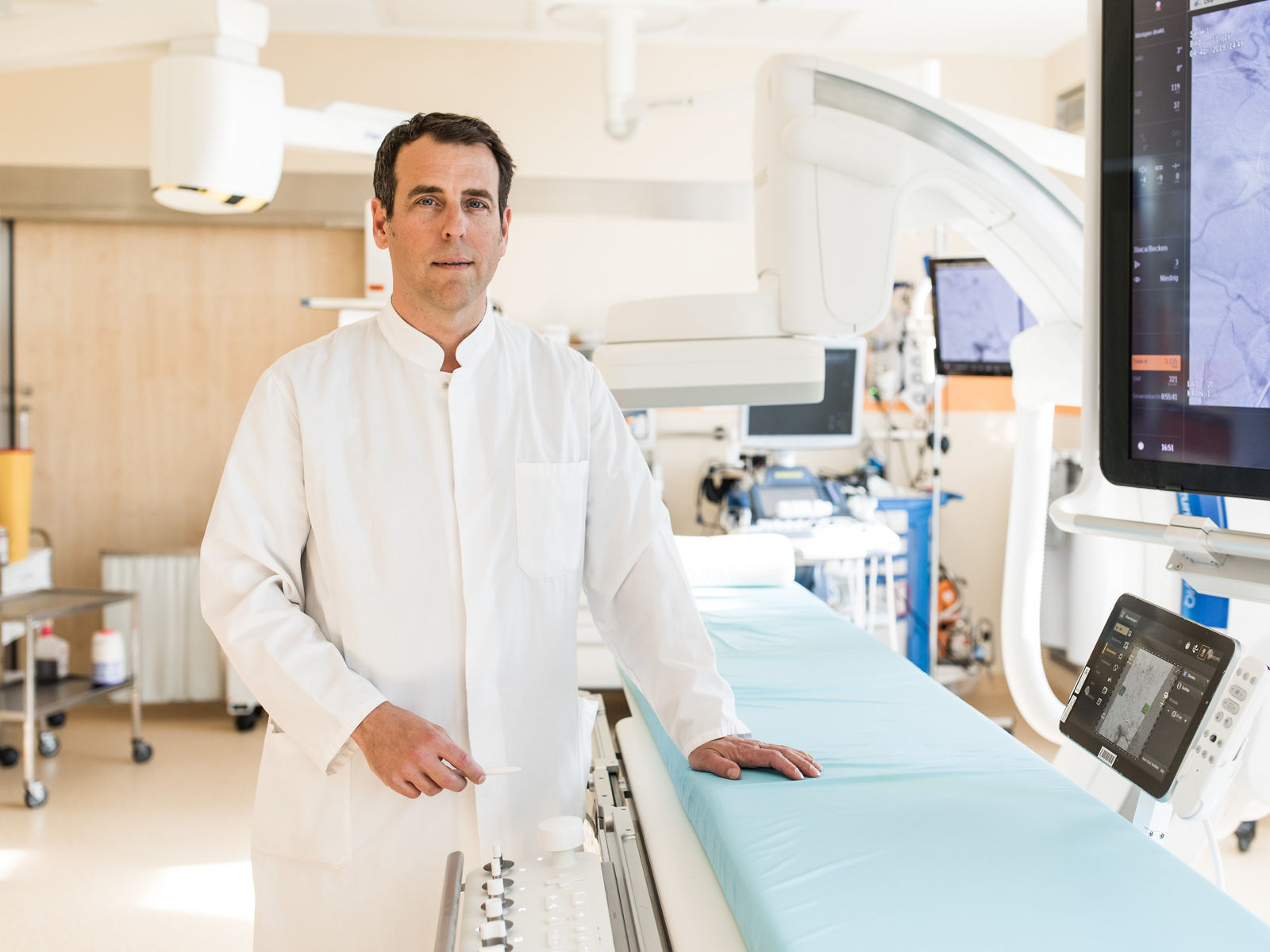 Helios Park-Klinikum Leipzig erforscht innovative Therapie für fortgeschrittene Darmkrebserkrankung