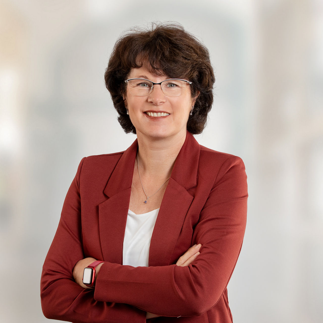 „Geblieben ist die Menschlichkeit": Heike Schrimpf über 37 Jahre Pflege und den Weg zur Pflegedirektorin