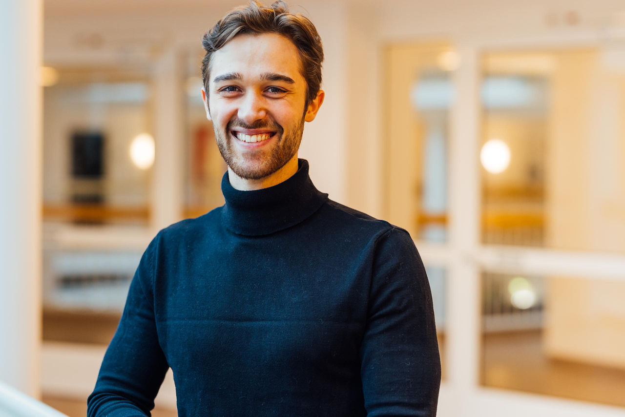 Von der Infrastruktur bis ins Projektmanagement: Janek über sein IT-Traineeprogramm bei Helios