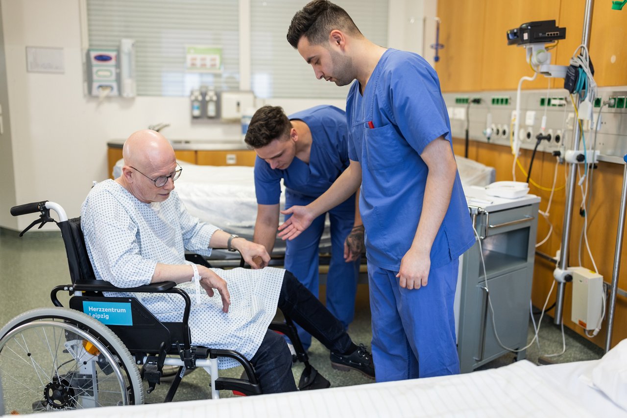 KPHs am Patienten im Rollstuhl