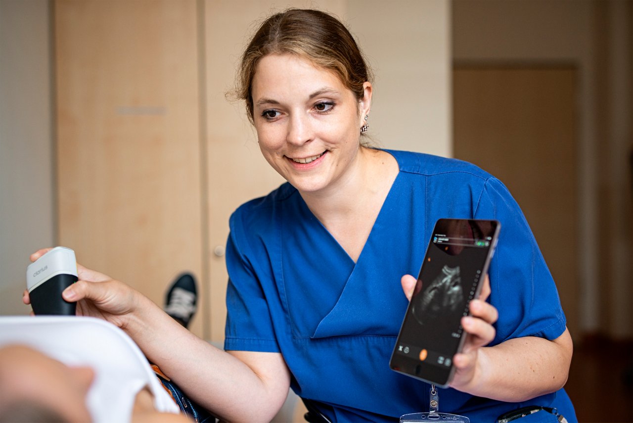 Ultraschall-Besprechung am Bett mittels mobilem Tablet