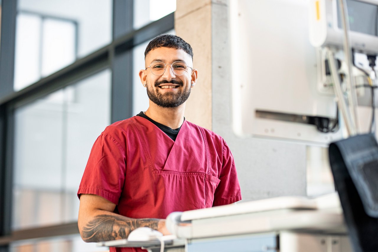 Pflegekraft auf der Intensivstation