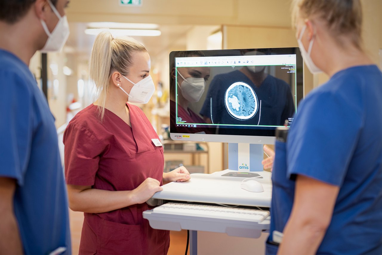 Neurologische Visite in der Stroke Unit Krefeld