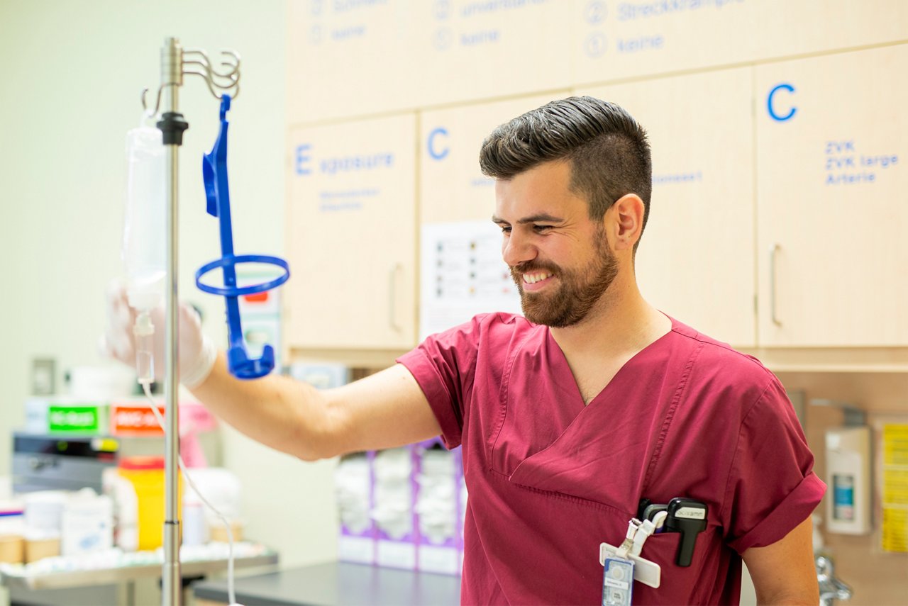 Pflege im Schockraum im Notfallzentrum NFZ in Krefeld