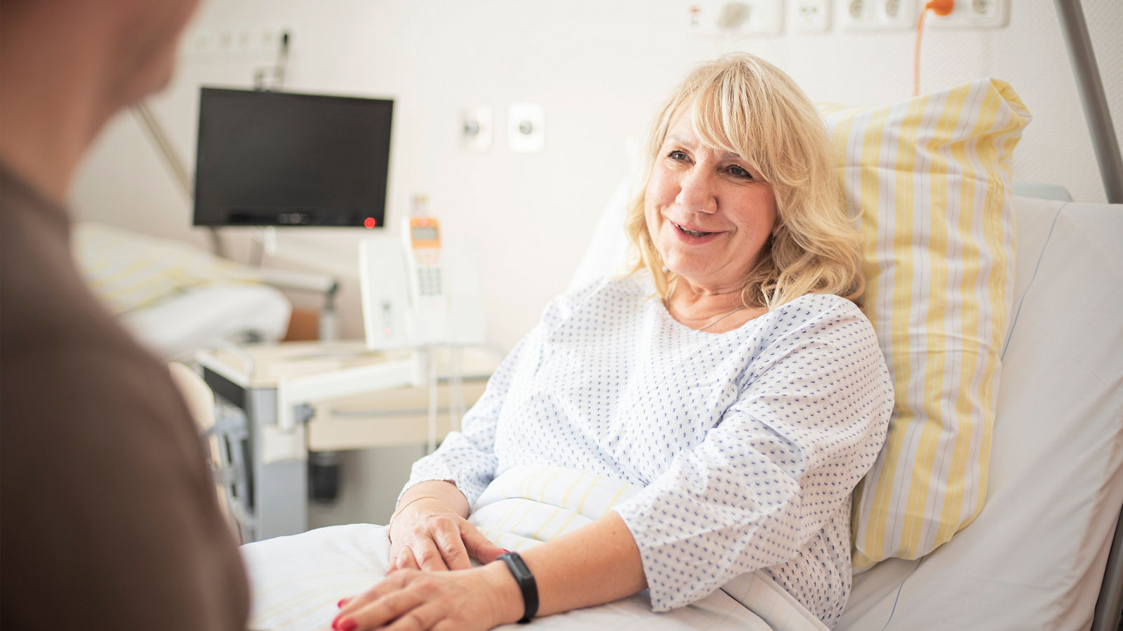 Patientin bekommt Besuch