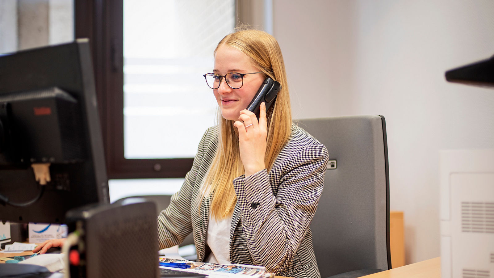 Telefonat mit einer Mitarbeiterin im Helios St. Josefshospital Uerdingen