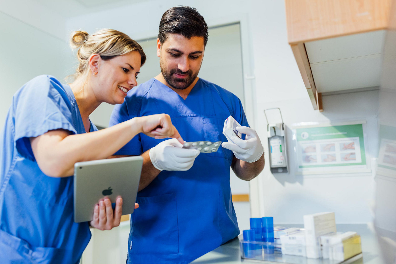 Medikamente vorbereiten mit Ekrem