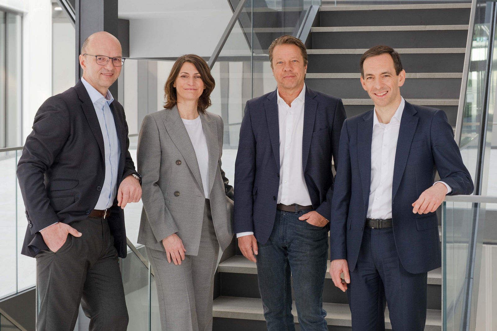 Gruppenbild der Helios Geschäftsführung - von links Martin Klein, Dr. Elke Frank, Robert Möller, Dr. med. Christian Pawlu