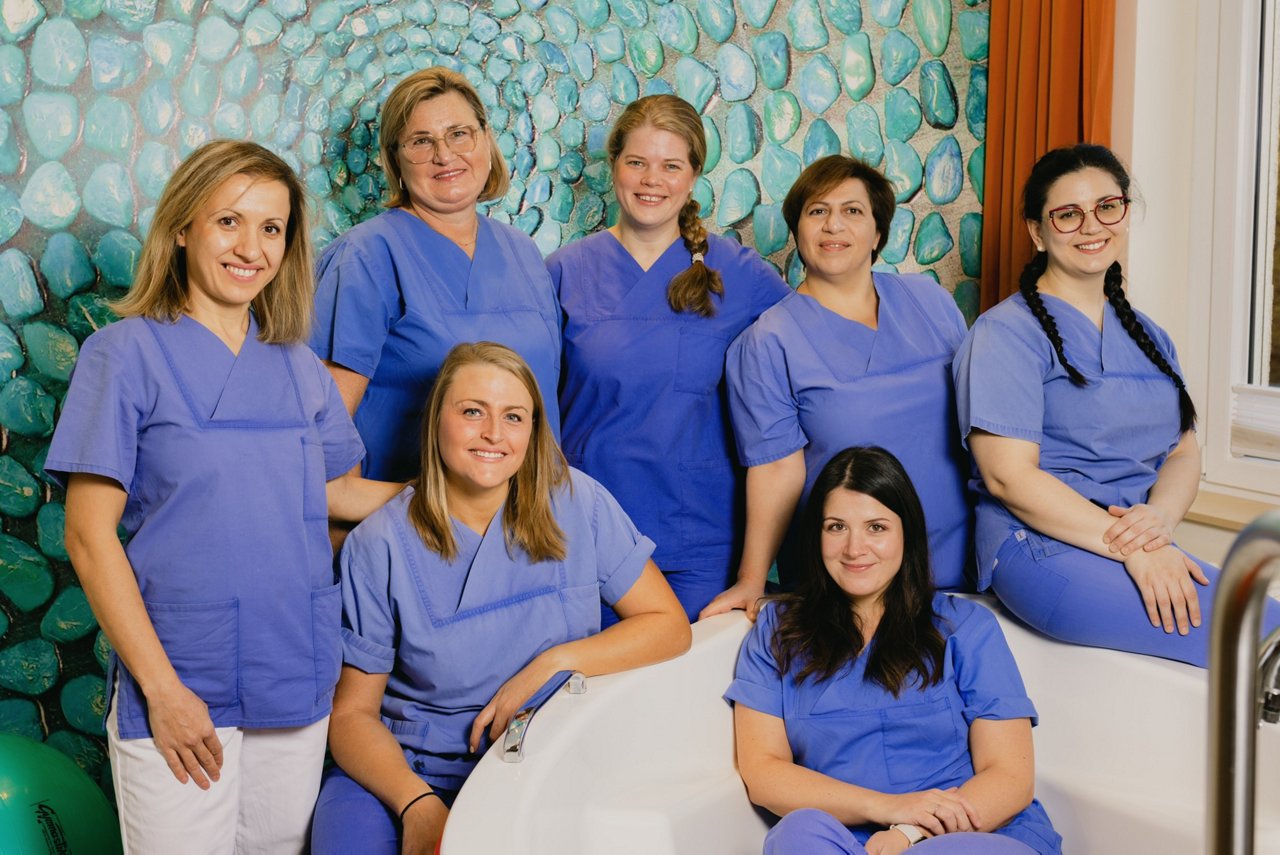 Hebammen im Kreißsaal der Helios Mariahilf Klinik Hamburg