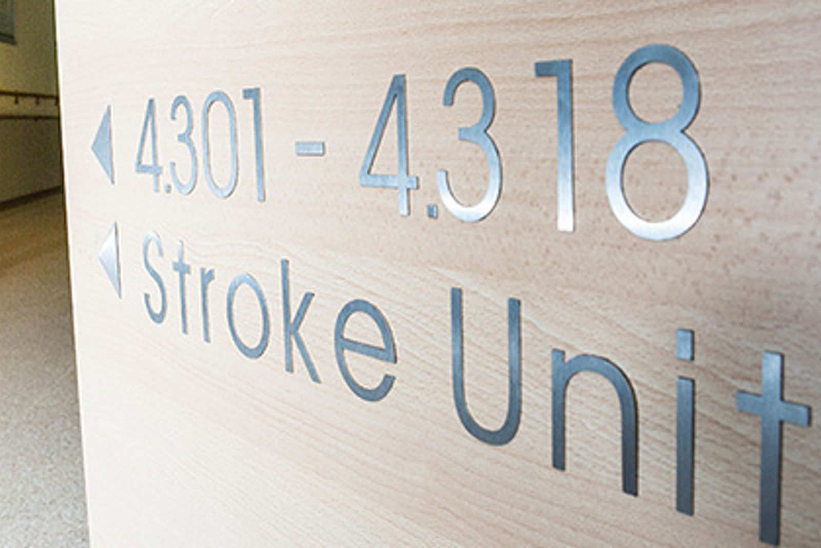 Neuer Chefarzt am Helios Klinikum Gotha:  Dr. Flokart Smajli übernimmt die Leitung der Klinik für Neurologie 