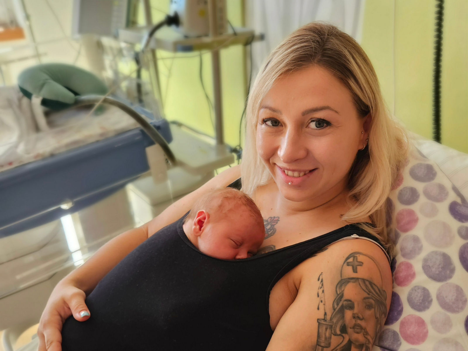 Kleiner Emil, große Wirkung: Helios Klinikum Meiningen erneut als „Babyfreundliche Perinatalklinik“ ausgezeichnet