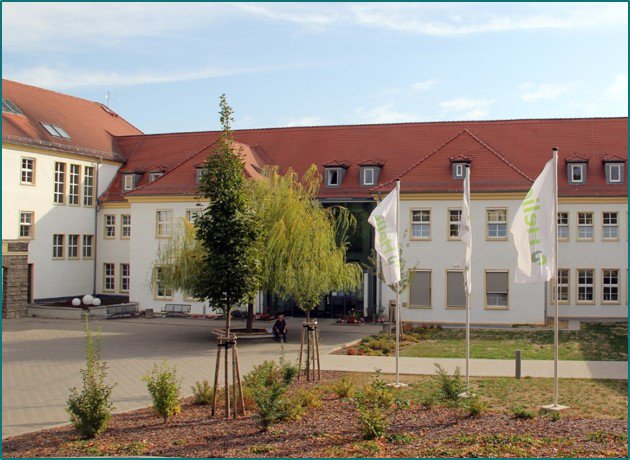 Außenbereich des Klinikstandortes Lutherstadt Eisleben