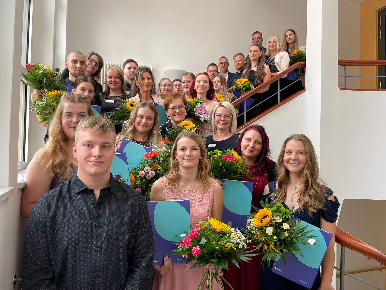 Mit Herz, Wissen und Engagement in die Zukunft: 22 neue Pflegefachkräfte feiern ihren erfolgreichen Abschluss