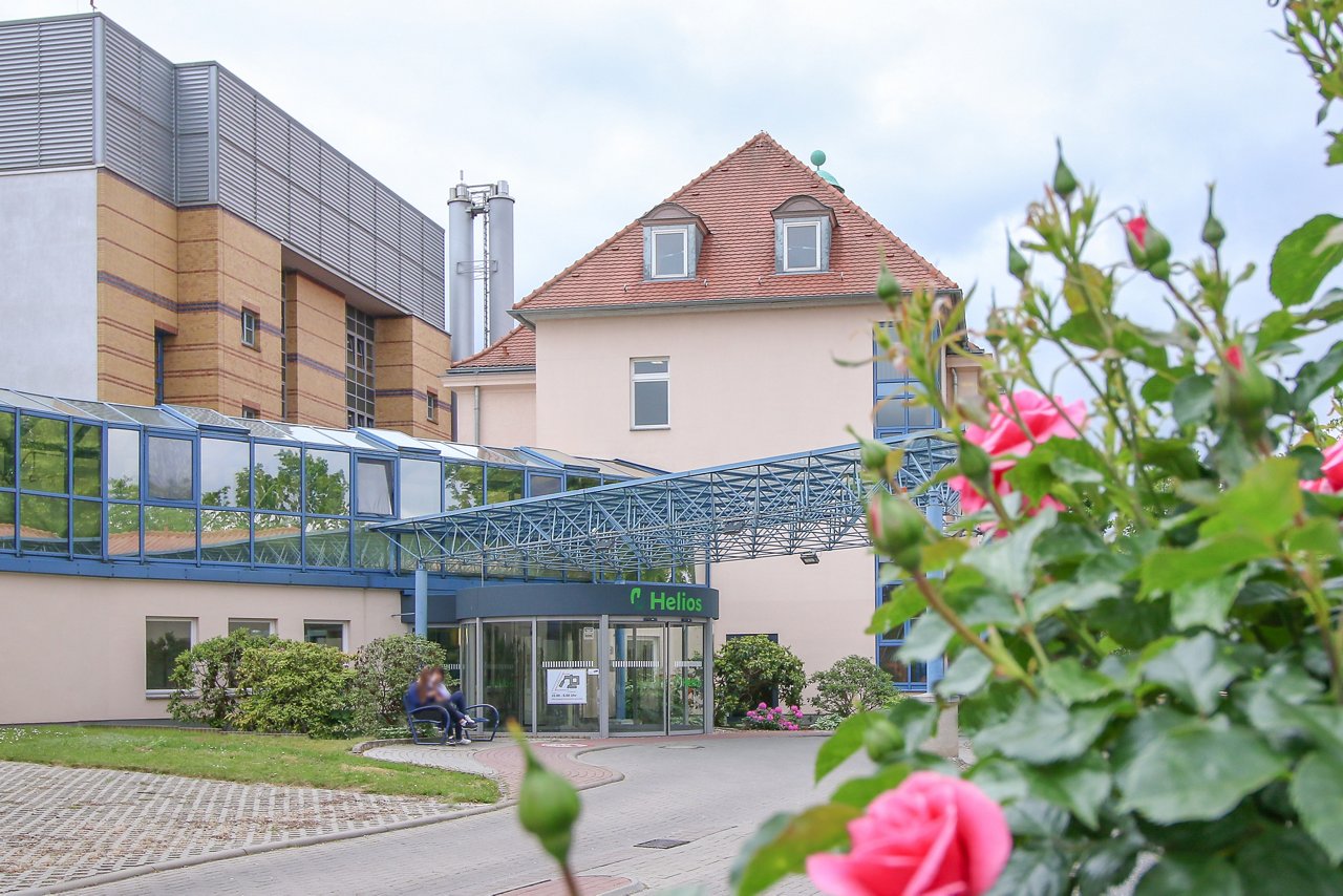 Außenbereich des Klinikstandortes Sangerhausen