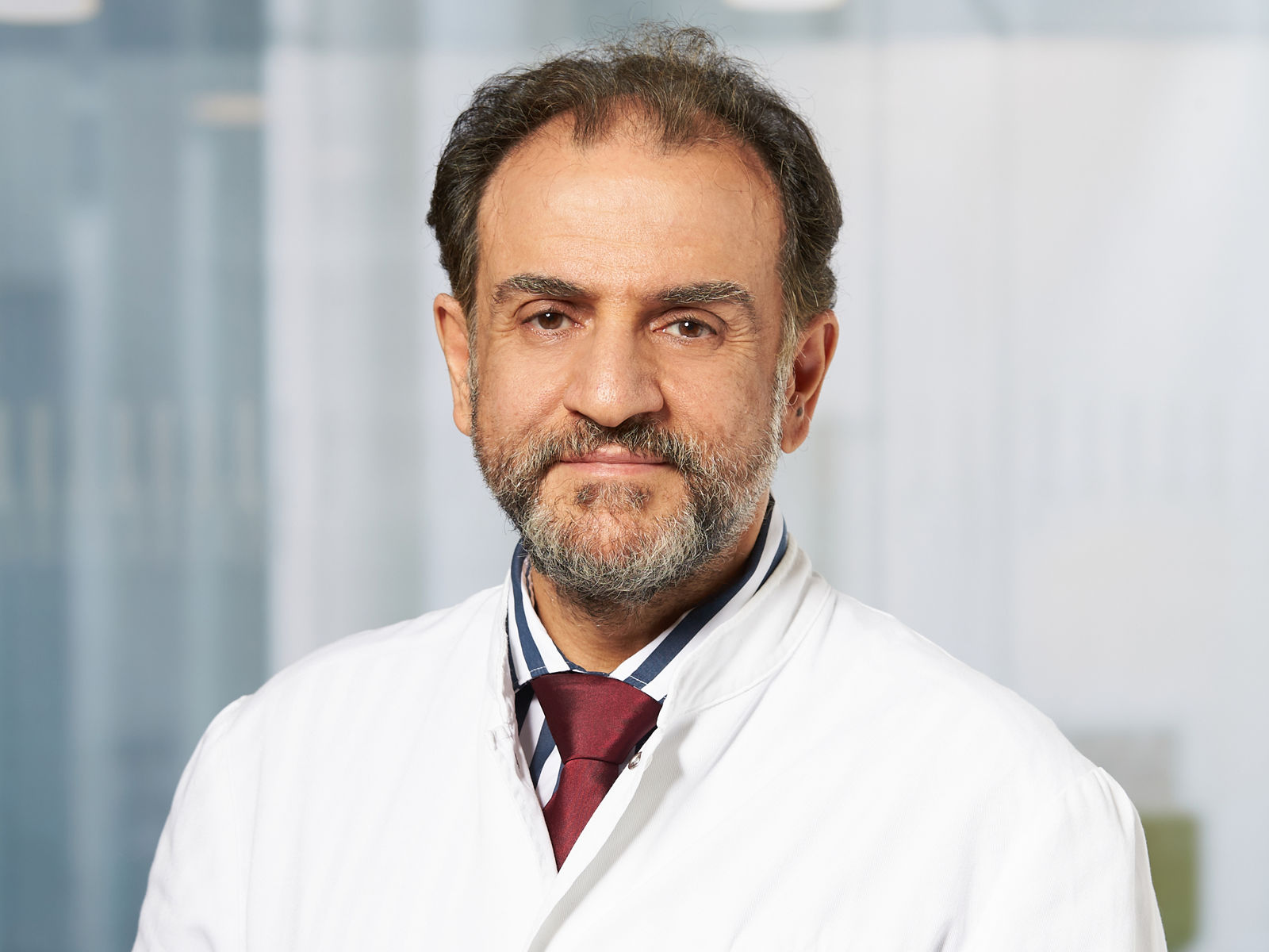 Dr. Reza Ghotbi erhält Professur der Tehran University of Medical Sciences 