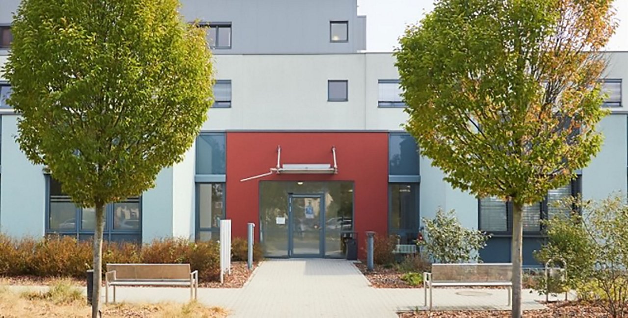 . [ (c) Christian Wyrwa, Diplom-Foto-Designer (FH),  Burgwedeler Str. 91D , 30916 Isernhagen (bei Hannover), Germany, E-Mail: info@wyrwa-foto.de,  Tel: +49-511-3945254, Fax:+49-511-1233545, Mobil: +49-171-8340094, 7 % MwSt, St.Nr.: DE 1800903836, Bankverbindung:  IBAN: DE03250501800900437952; BIC: SPKHDE2HXXX:, Jegliche Verwendung ausserhalb einer journalistischen bedarf einer gesonderten Freigabe.Es gelten ausschließlich meine Geschäftsbedingungen (AGB). (Diese können eingesehen werden unter: http://www.wyrwa-foto.de/Wyrwa-AGB/Wyrwa_AGB.pdf ) Dieses Lichtbildwerk ist gesetzlich geschuetzt. Nachdruck, Veroeffentlichung und Verwendung nur gegen Honorar (mindestens MFM Liste 2015), Belegexemplar und Autorennennung.: "Foto: Christian Wyrwa" , www.freelens.com/clearing/, kein Modelrelease vorhanden, no modelrelease] [#0,26,121#]