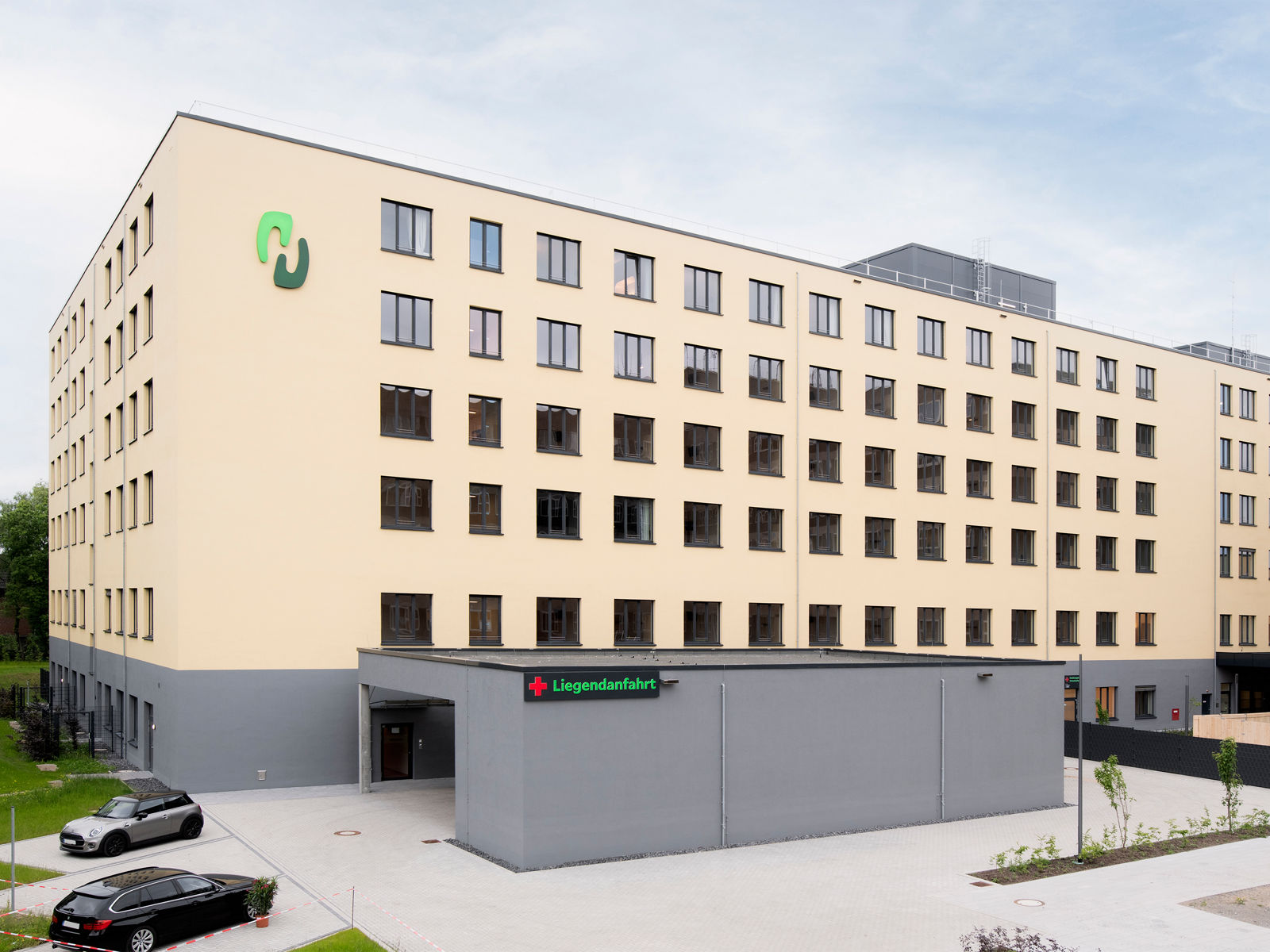 Hochmoderner Krankenhausneubau:  Helios Klinikum Niederberg feierlich eröffnet 