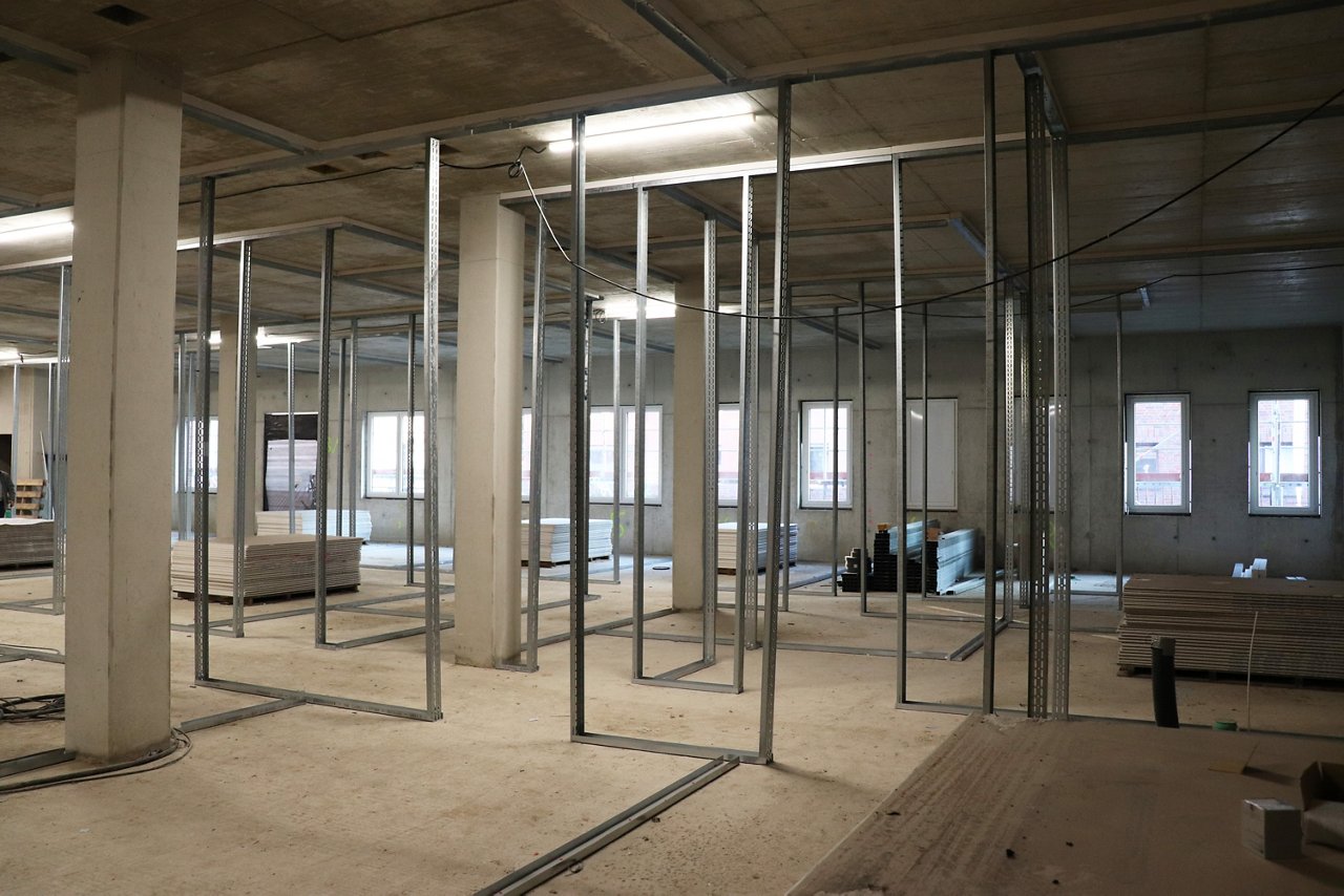 Erweiterungsbau Innenausbau Wände