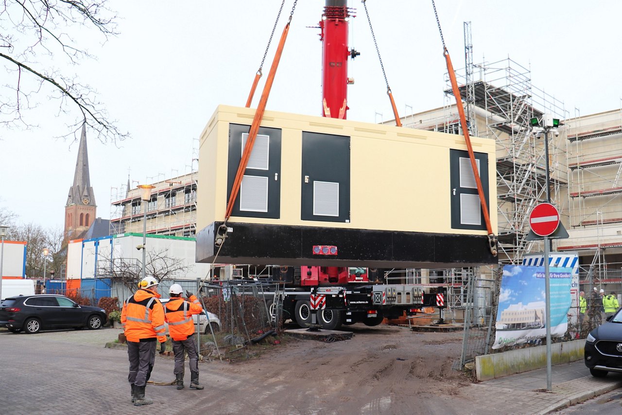 Anlieferung Trafostation 