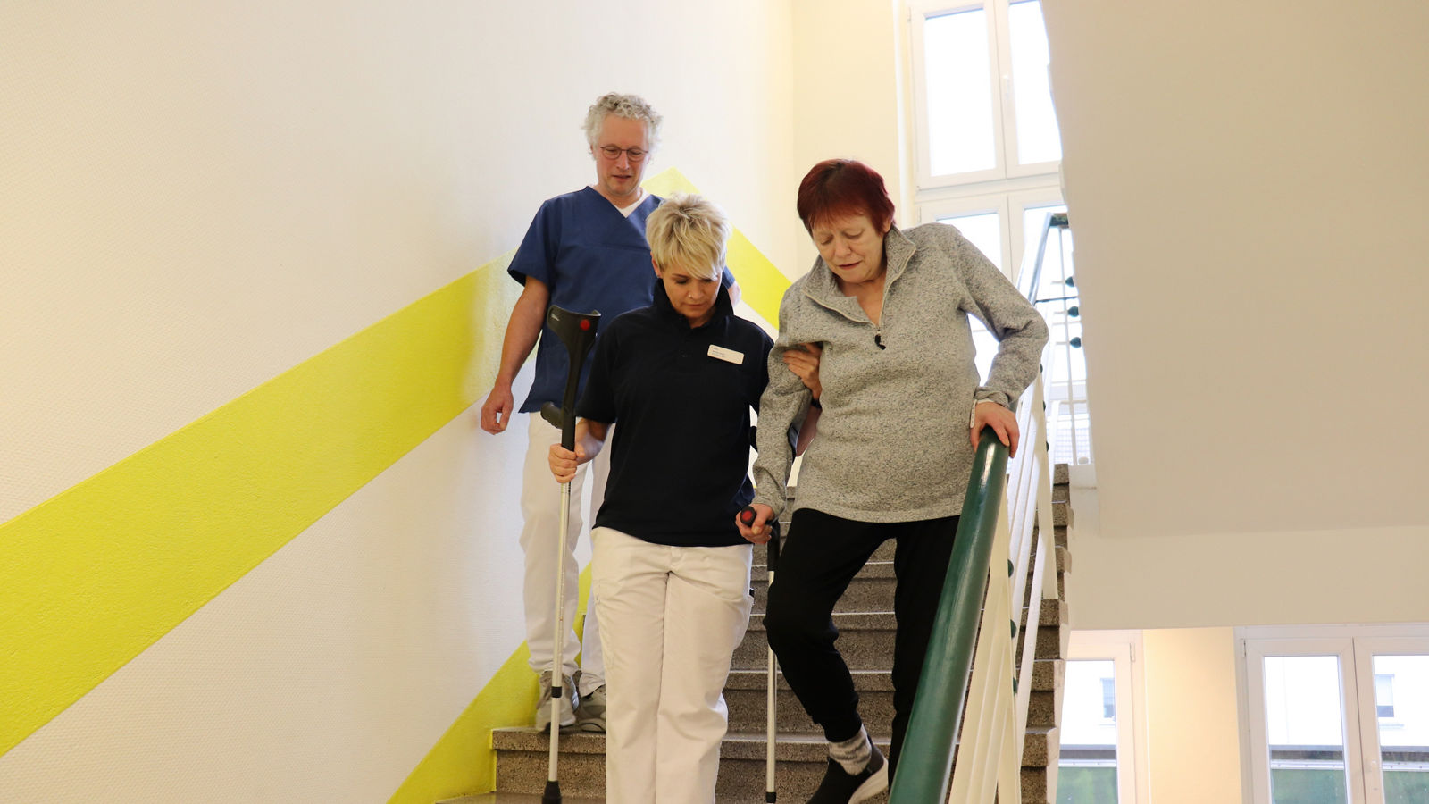 Treppe Doppelseitige Hüft-OP - Physio, Patient, Arzt