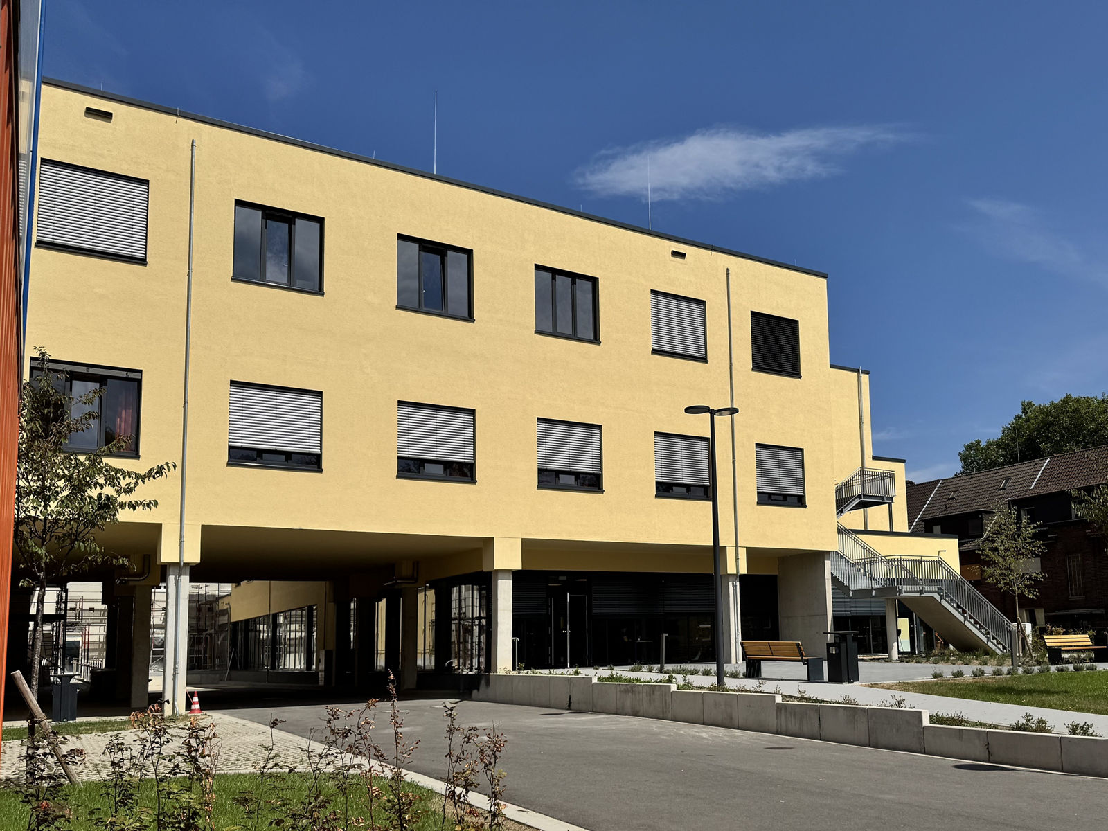 Start im neuen Erweiterungsbau: Moderne Stationen erhöhen Komfort für die Patienten 