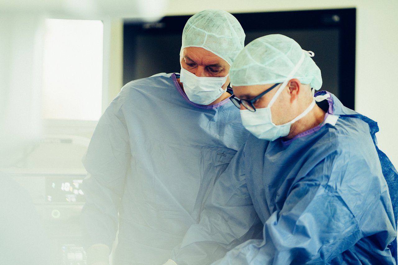Ärzte während einer Operation