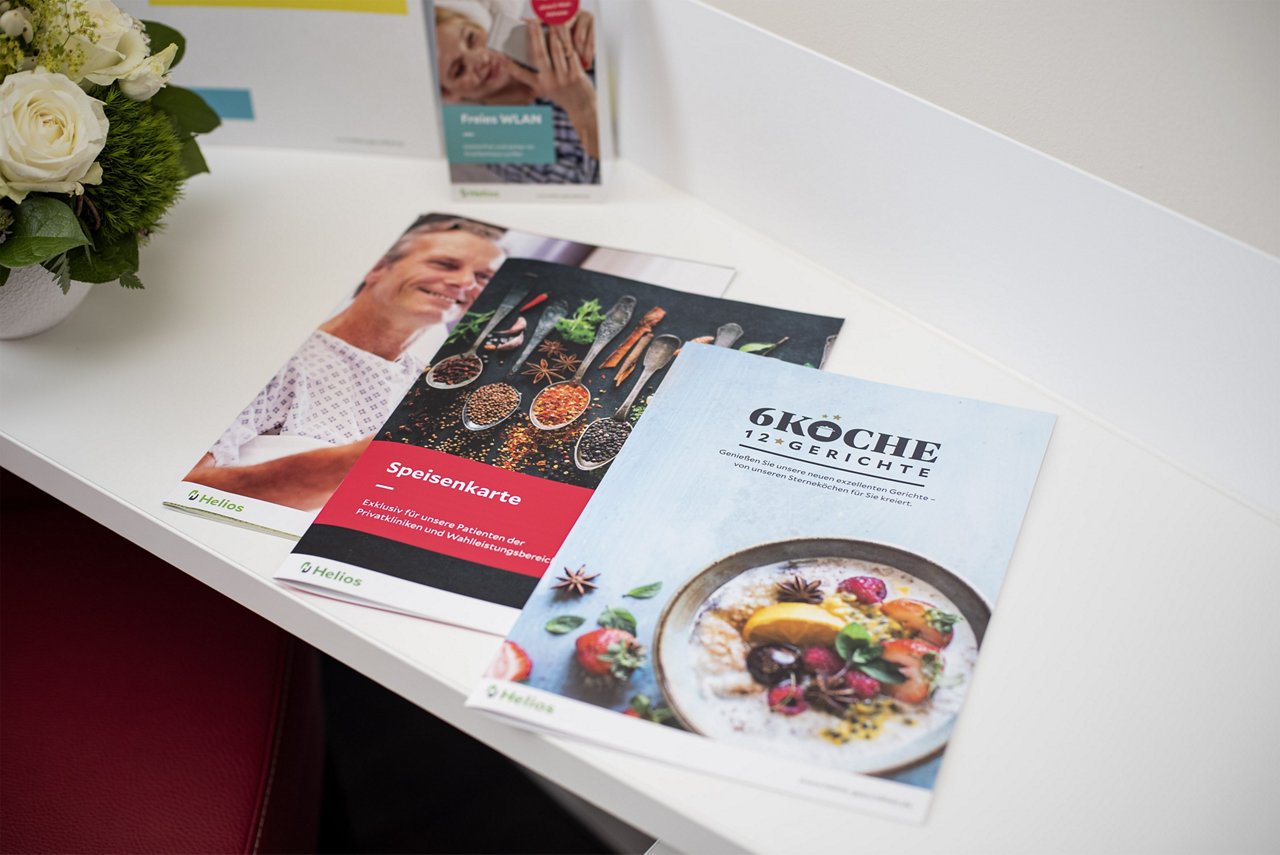 PK Broschüren auf Tisch