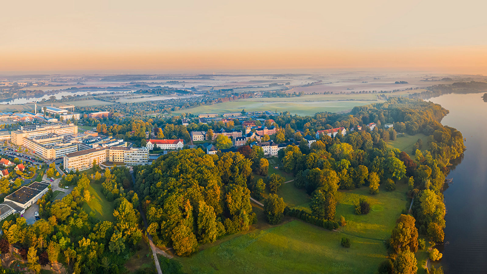 Luftbild Kliniken Schwerin