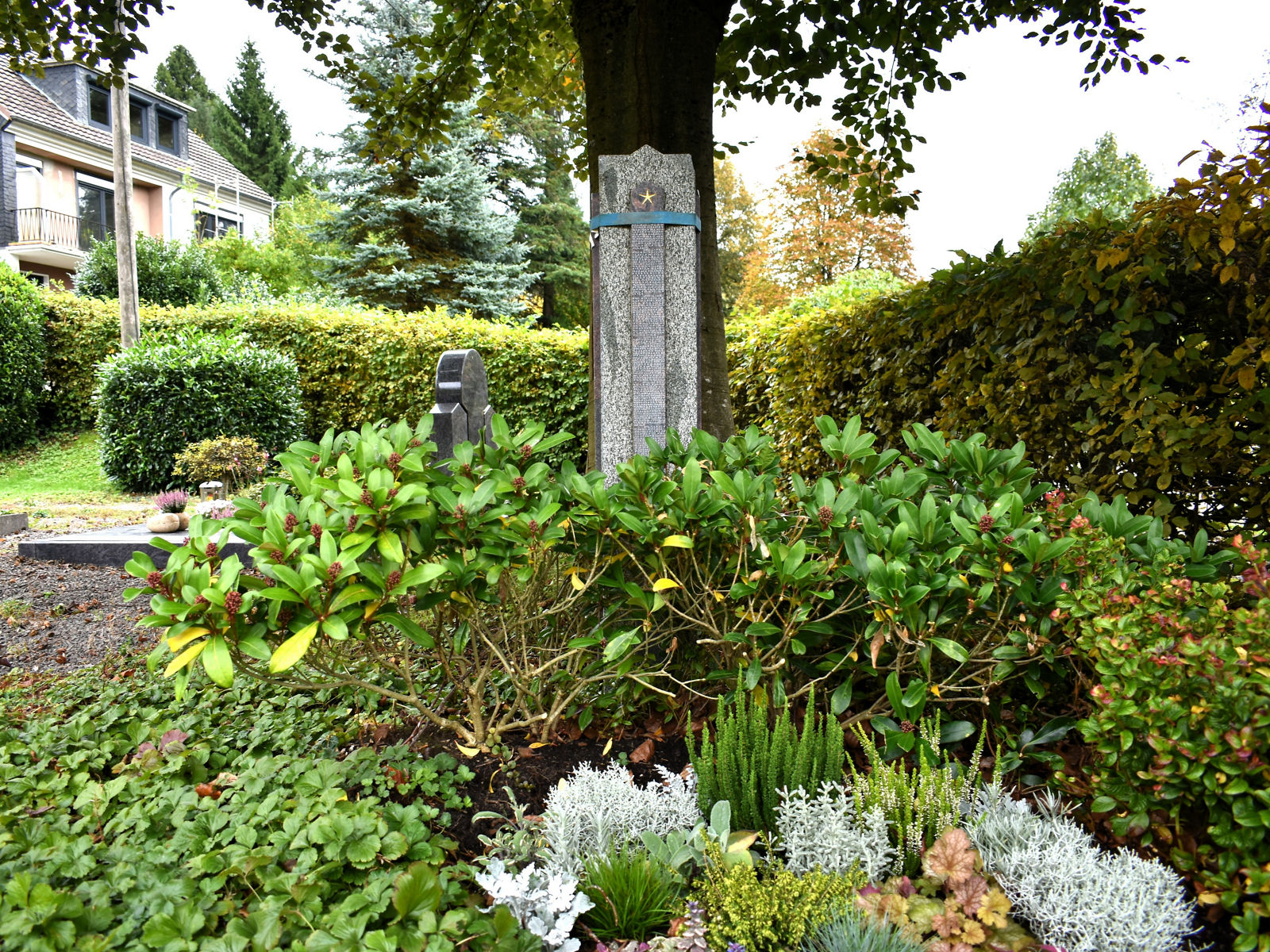 „Kleine Spuren“: Neue Trauergruppe für Eltern von Sternenkindern in Wipperfürth