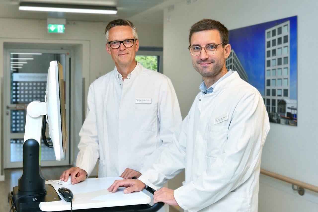 Prof. Schröder und Prof. Gebauer bilden die Spitze des Zentrums West für Speiseröhren- und Magenchirurgie.