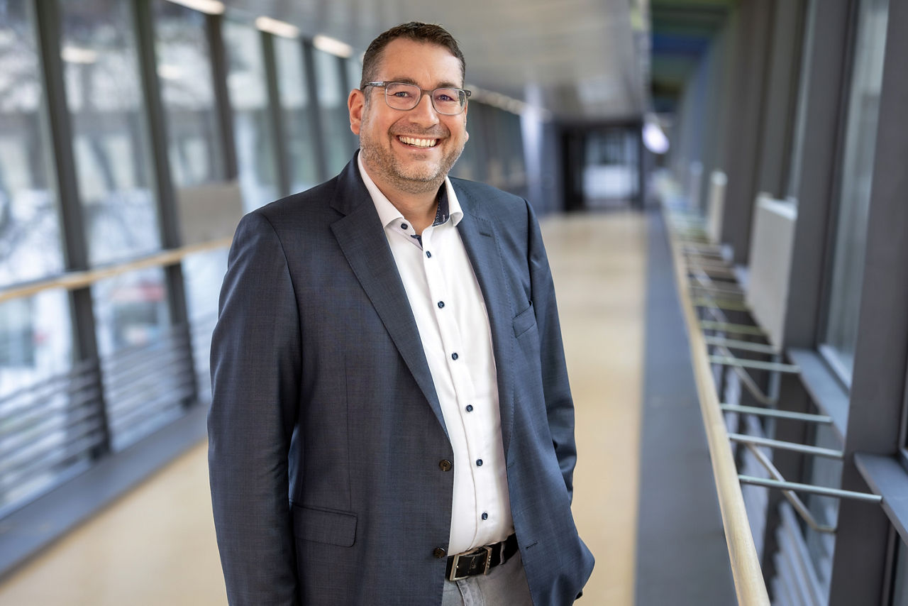 Florian Lendholt wird weiteres Vorstandsmitglied der Amper Kliniken AG