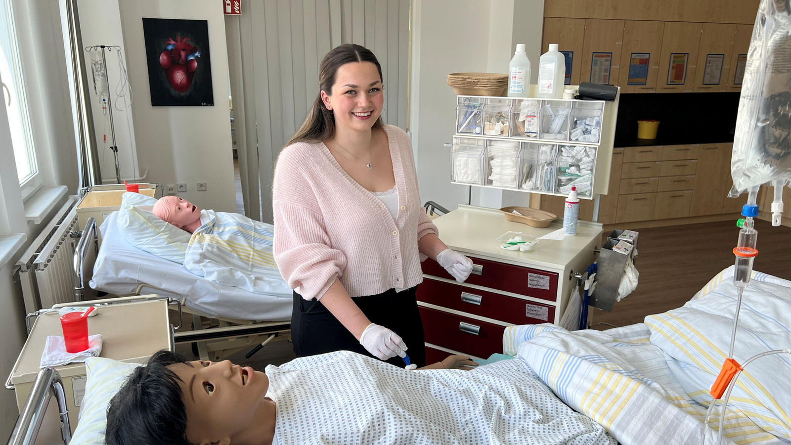Auszubildende am Helios Bildungszentrum Bad Saarow, Johanna Blenck,  kam bei den Deutschen Meisterschaften der Pflegeberufe in Bamberg aufs Siegertreppchen.