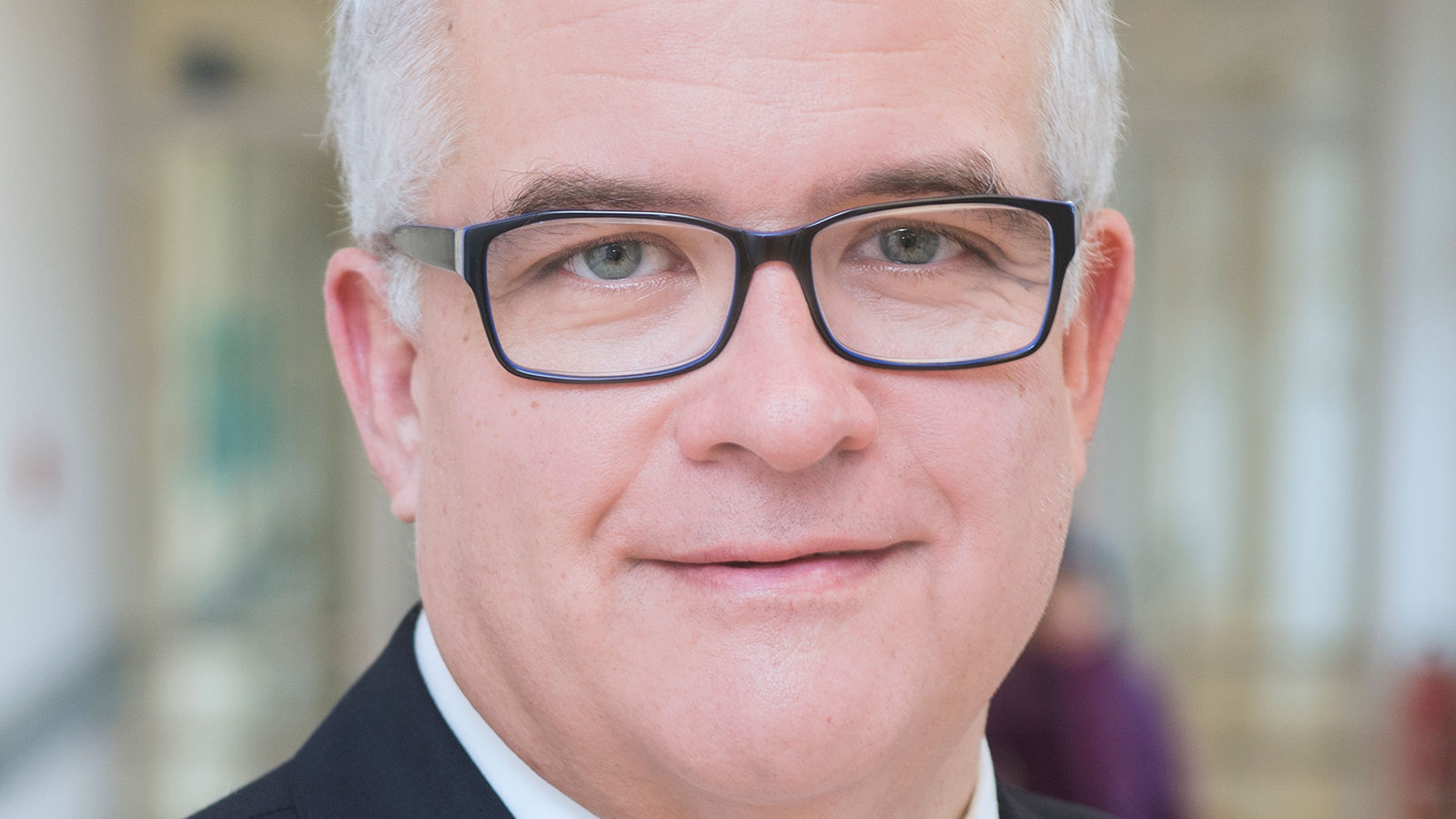 Wechsel an der Spitze: Franzel Simon übernimmt Regionalgeschäftsführung Nord von Dr. Marc Baenkler