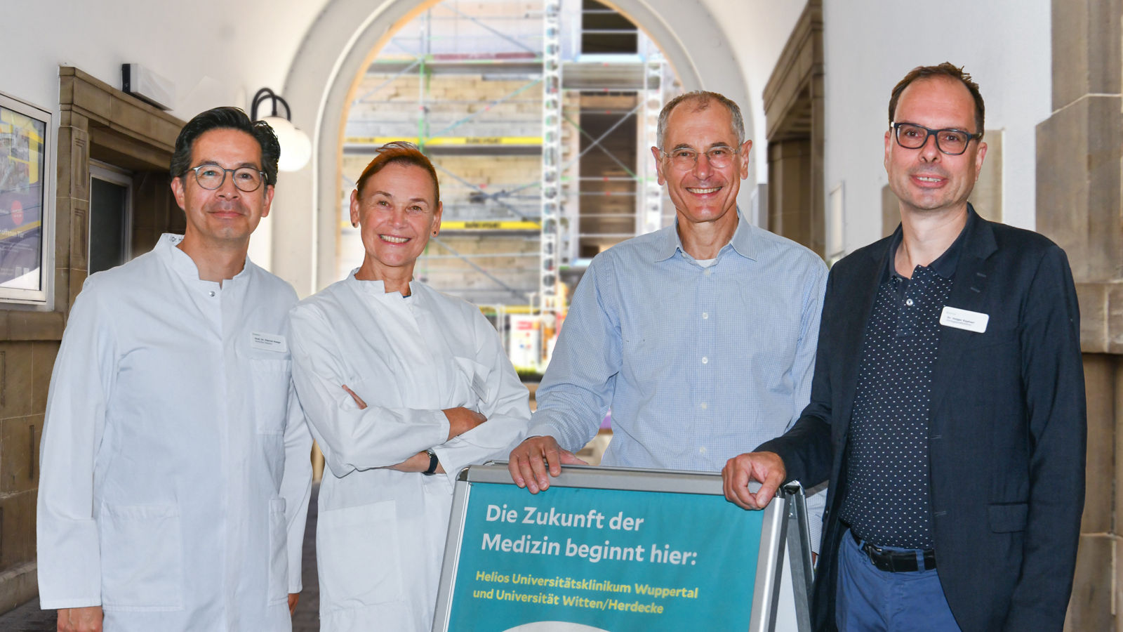 Helios Universitätsklinikum Wuppertal (HUKW) feiert 10-jähriges Jubiläum als Uniklinikum in Partnerschaft mit der Universität Witten/Herdecke