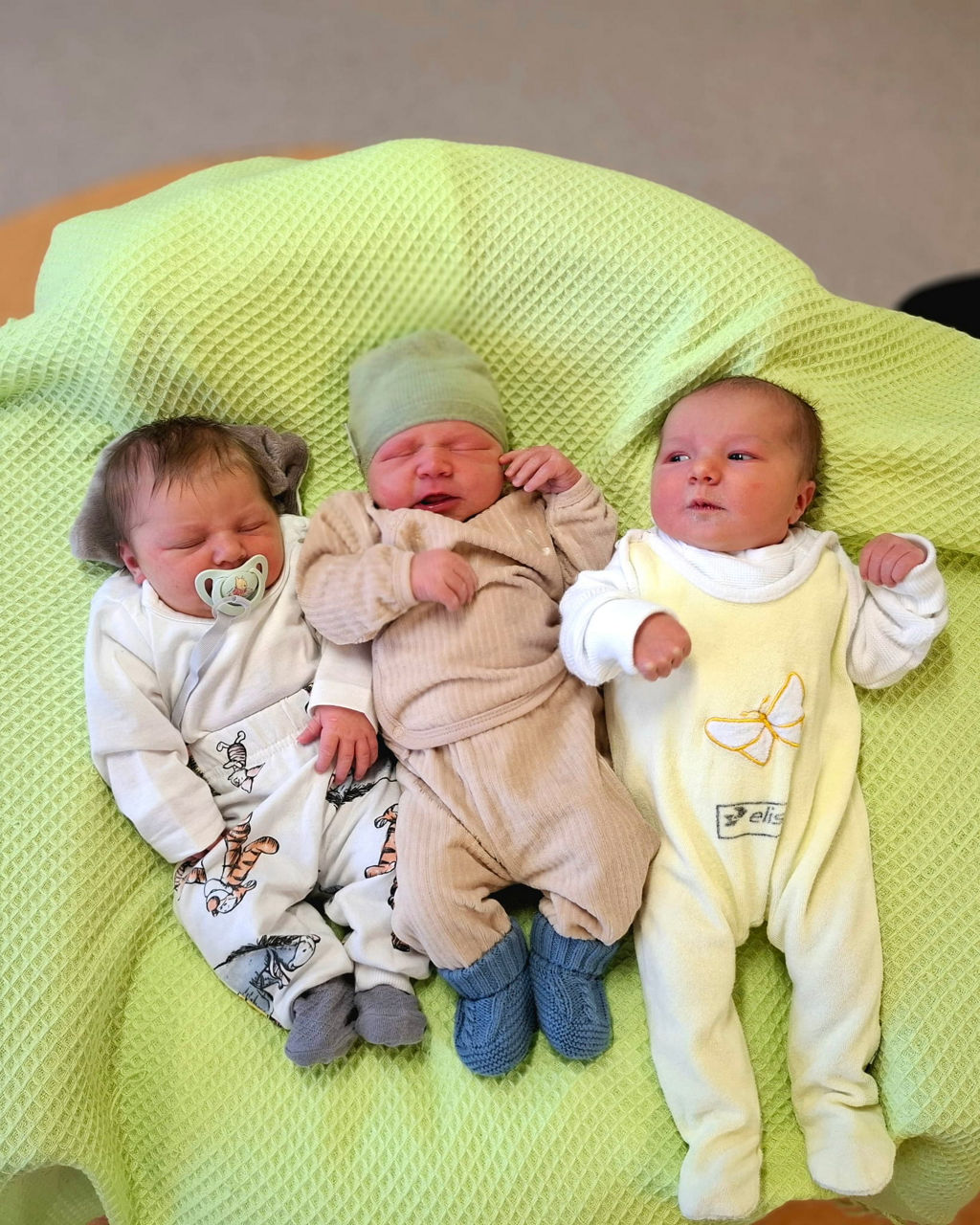 Geburtsjahr 2025 in Zahlen: Beliebteste Vornamen und drei Neujahrsbabys zum Jahresauftakt