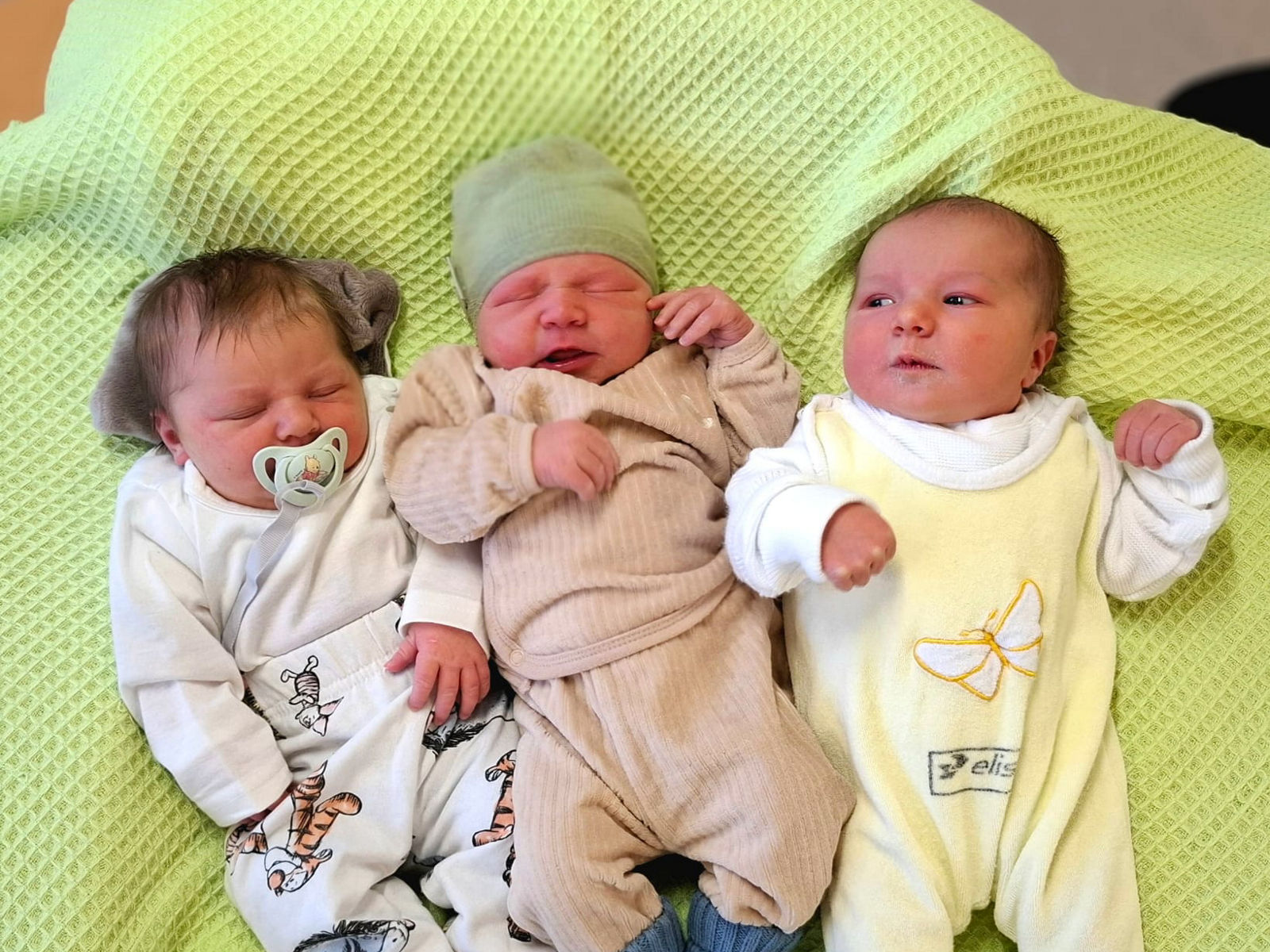 Geburtsjahr 2025 in Zahlen: Beliebteste Vornamen und drei Neujahrsbabys zum Jahresauftakt