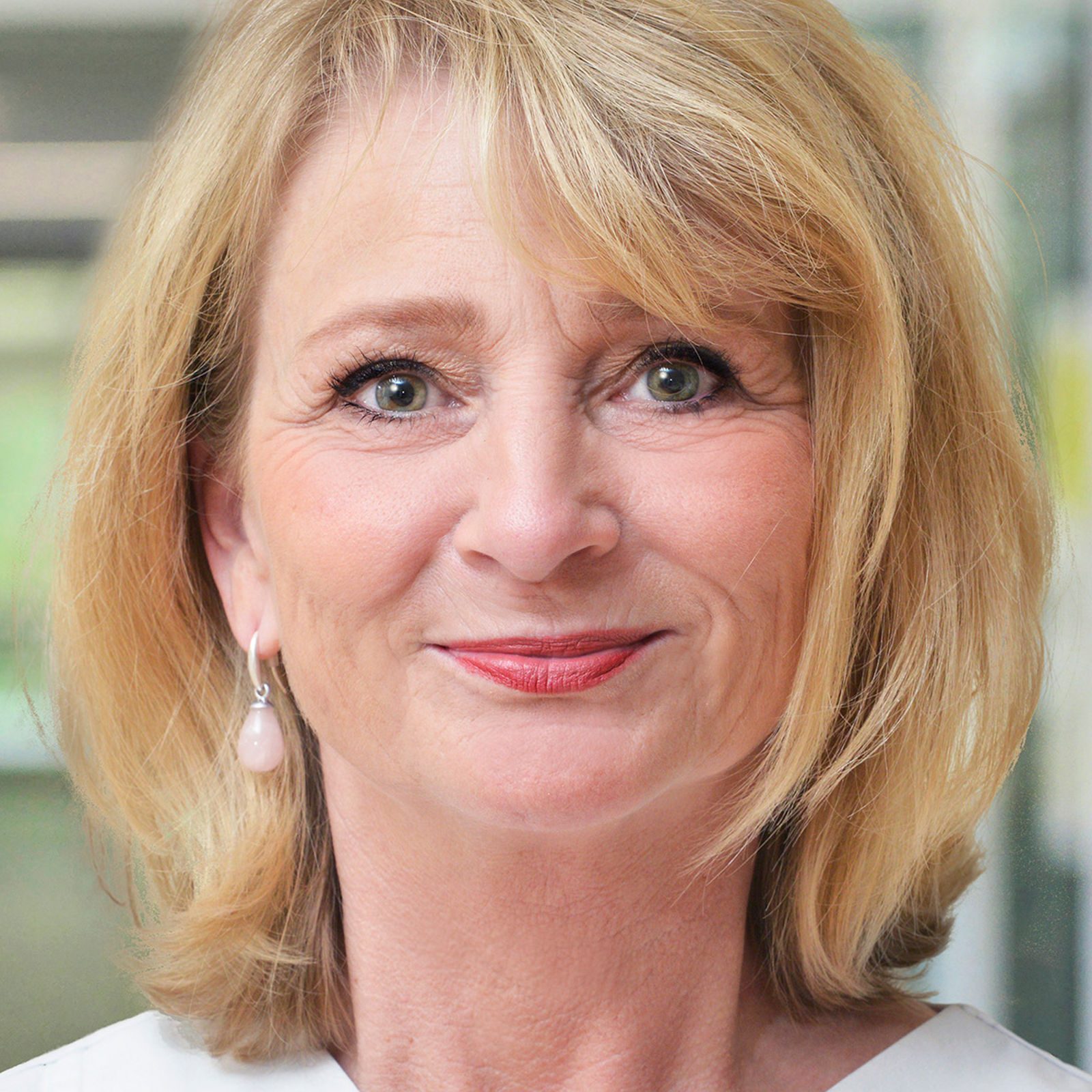 Annette Dieker
