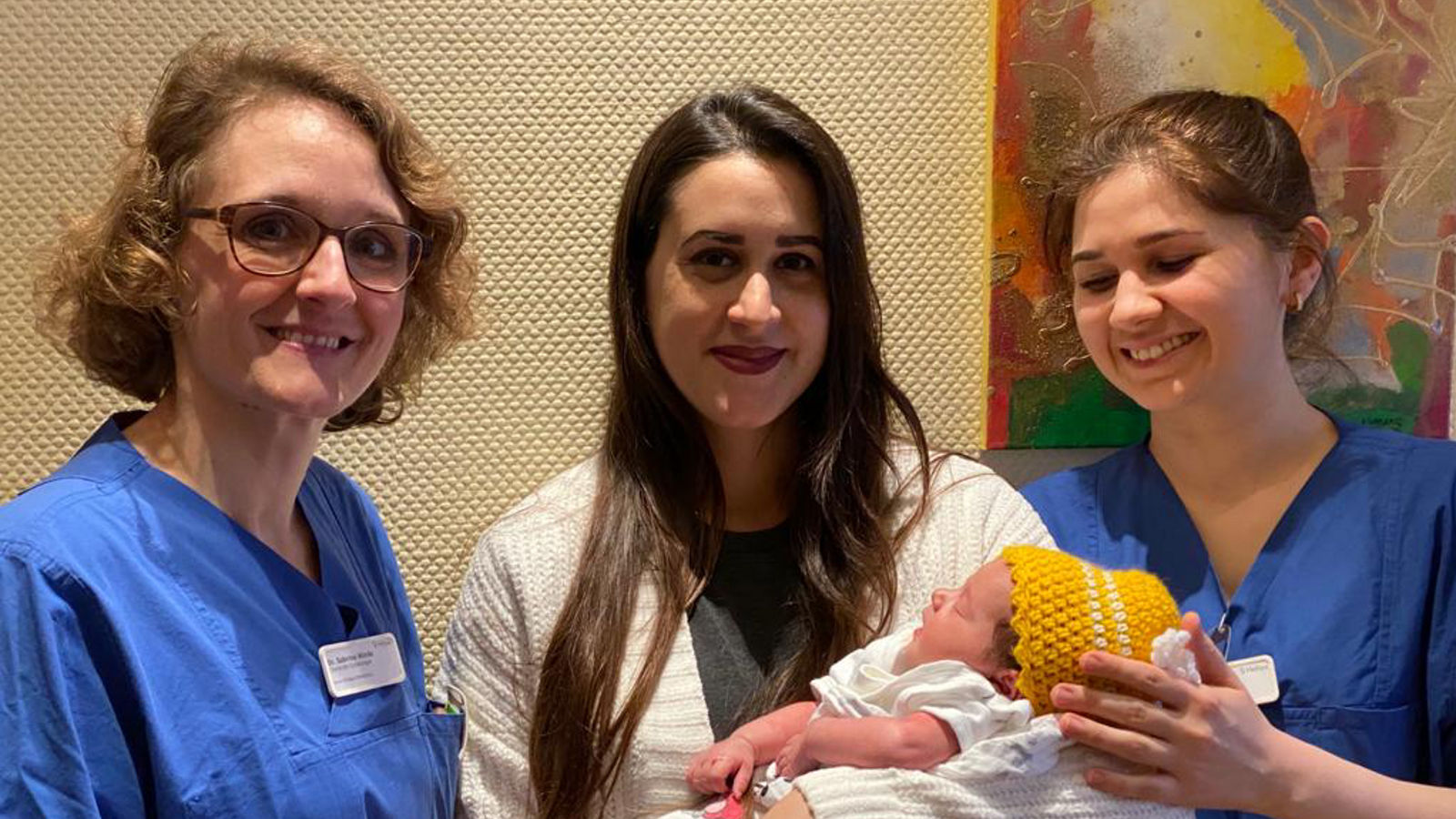 Helios Klinikum Niederberg begrüßt Neujahrsbaby