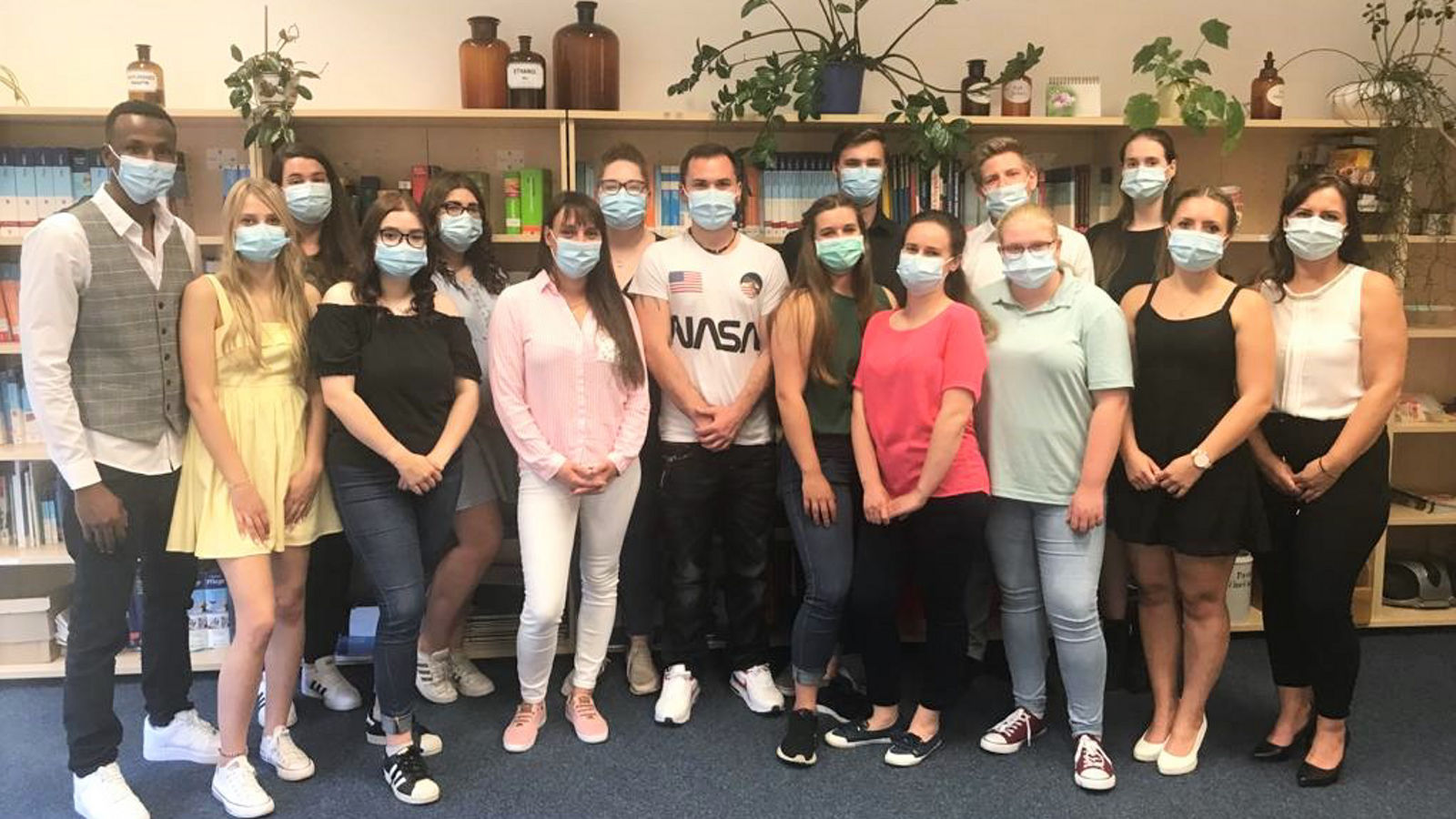 15 Auszubildende legen ihr Examen in der Gesundheits- und Krankenpflege ab