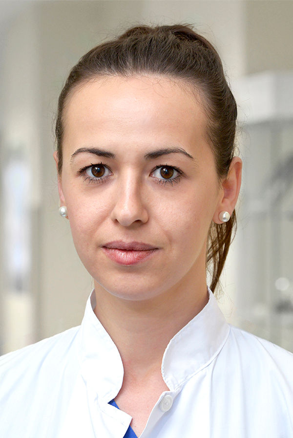 Dr. med. Vasiliki Karamani Helios Universitätsklinikum Wuppertal